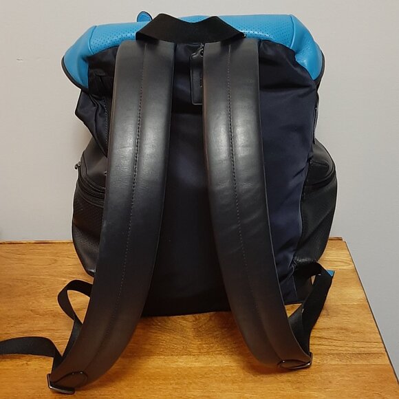 COACH backpack - Picture 3 of 6